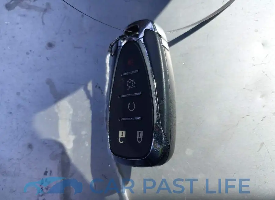 1G1ZD5ST8KF163679# 11