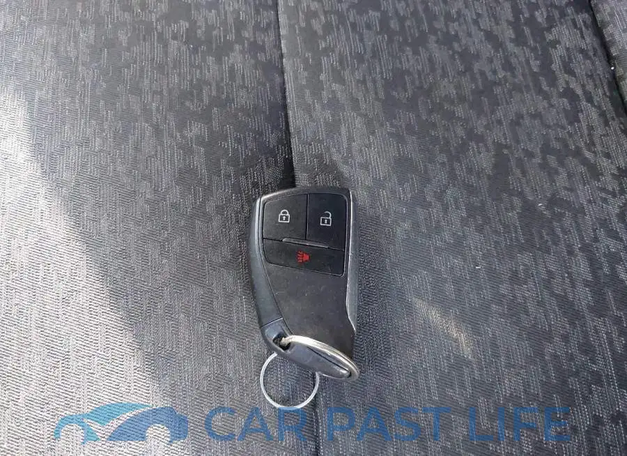 1GCPTDEK8R1117968# 11