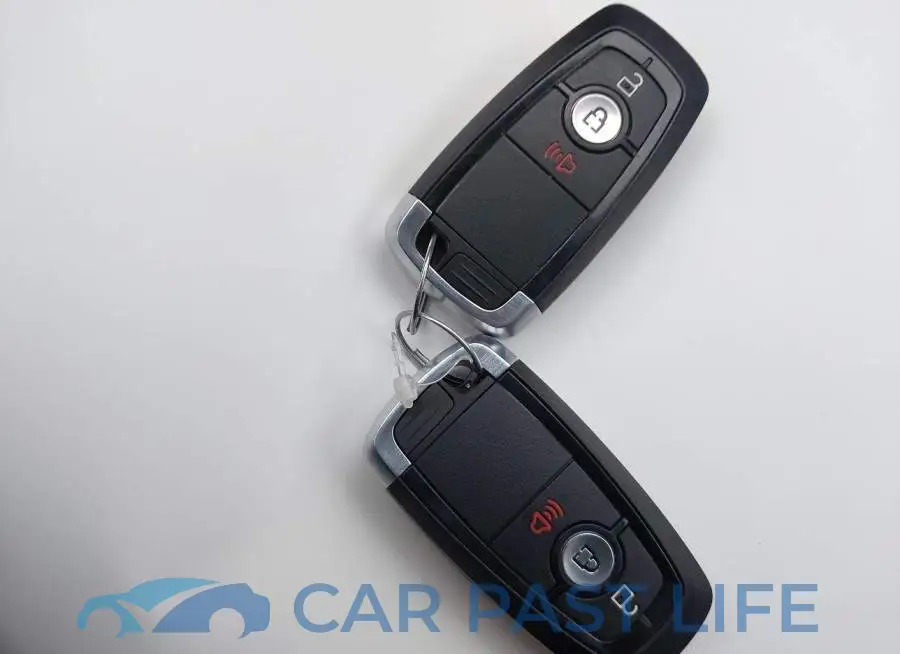 1FMCU9G64MUB21530# 11