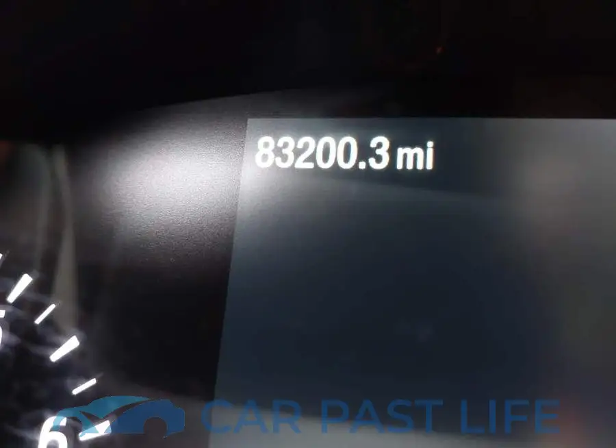 1FMCU9G64MUB21530# 15