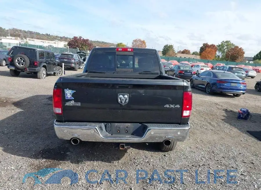 3C6RR7LT5GG240556# 17