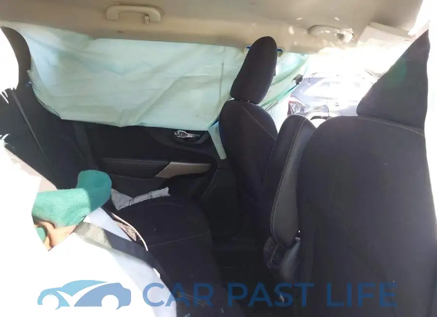 1C4PJLCB3HW650671# 8