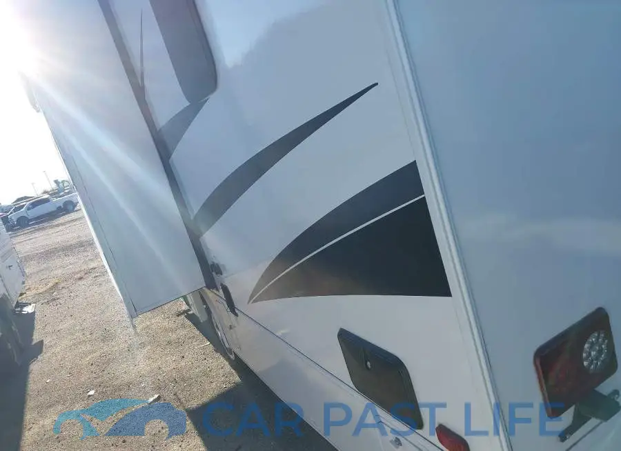 1FDXE4FN1SDD16184# 17