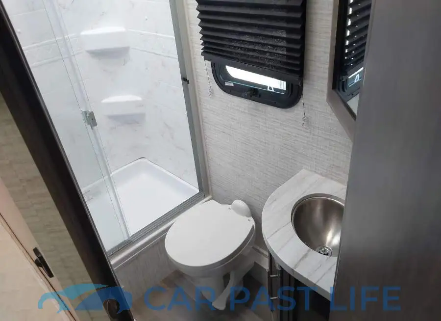 1FDXE4FN1SDD16184# 19