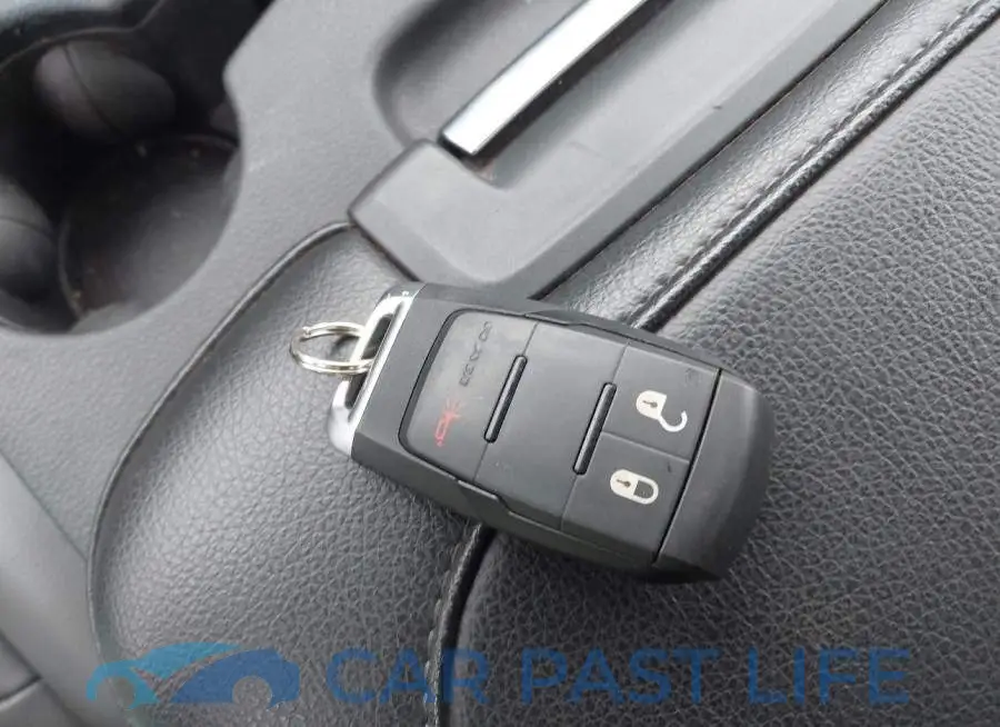 3C7WRTAL9RG157354# 10