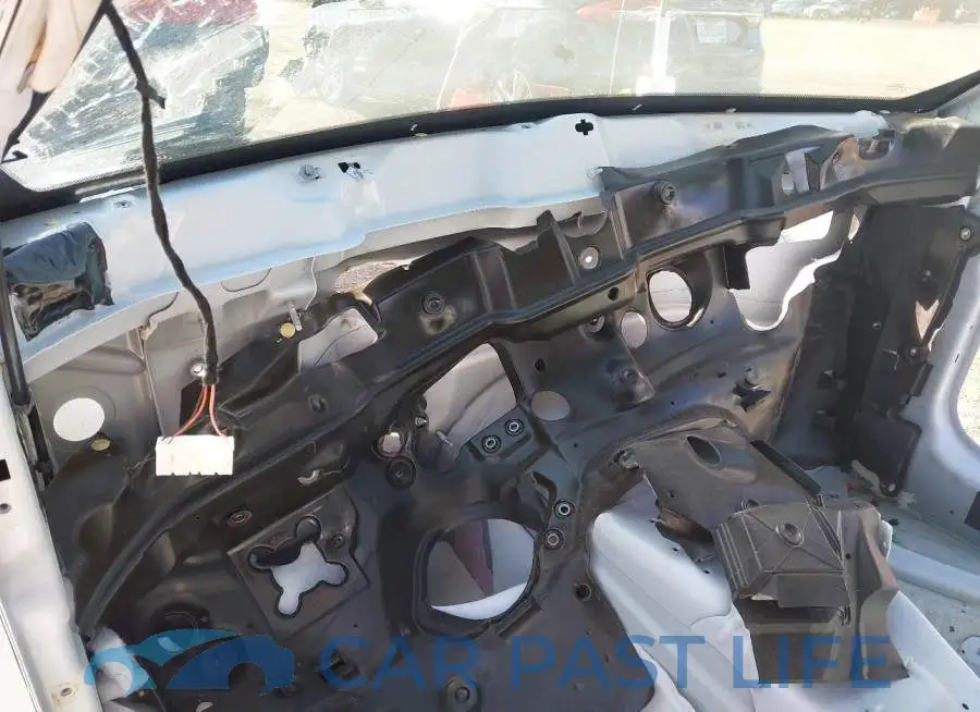 2C3CDXGJ8LH185783# 15