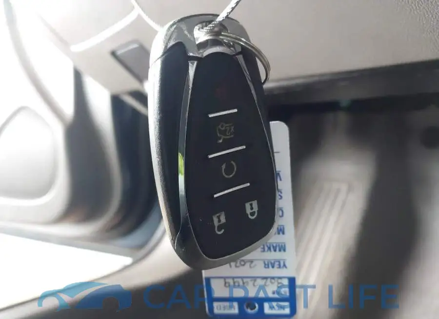 1G1ZD5ST6MF030549# 11
