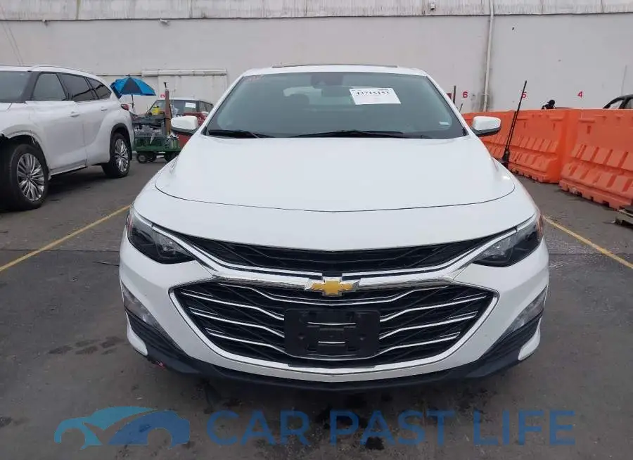 1G1ZD5ST1RF120618# 12