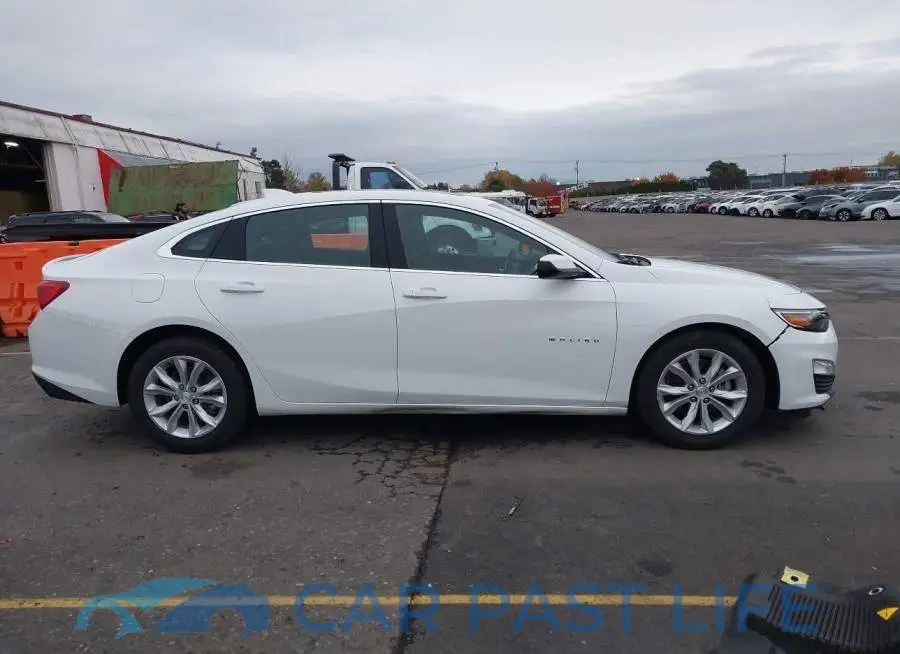 1G1ZD5ST1RF120618# 13