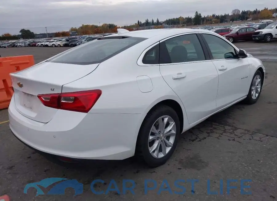 1G1ZD5ST1RF120618# 4