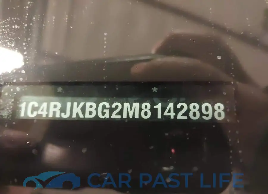 1C4RJKBG2M8142898# 9
