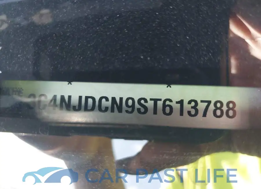 3C4NJDCN9ST613788# 9