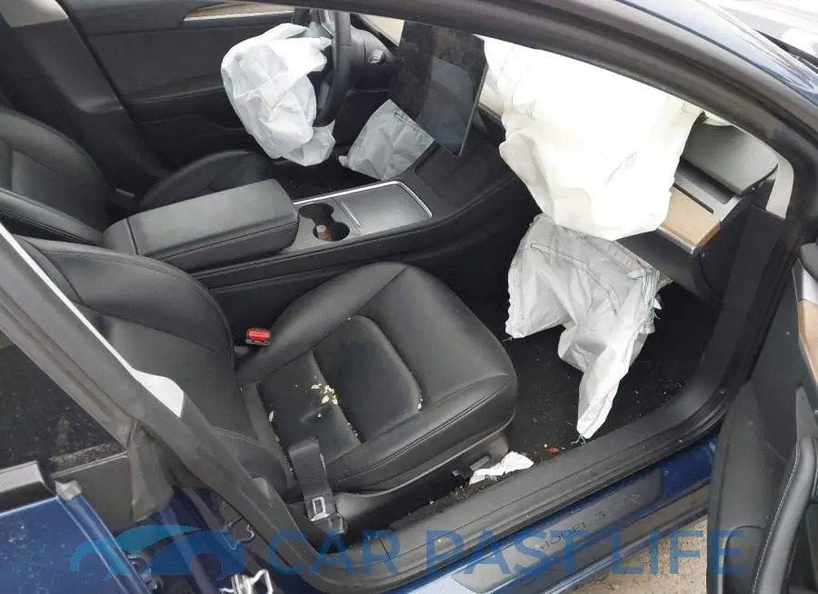 5YJ3E1EB4NF189064# 5