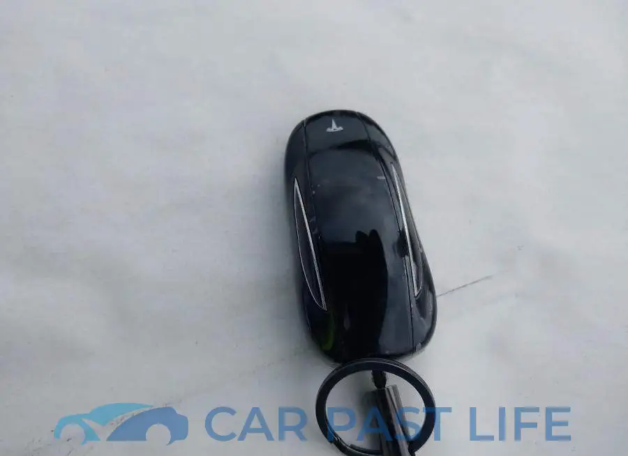 5YJXCAE24HF060480# 11