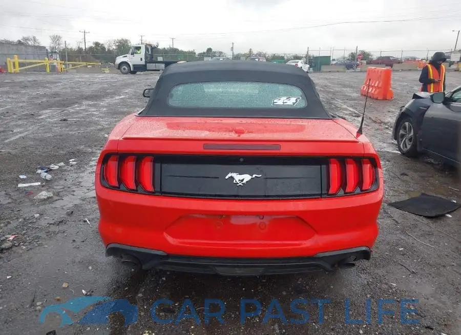 1FATP8UH6J5136375# 16