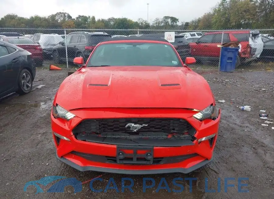 1FATP8UH6J5136375# 12