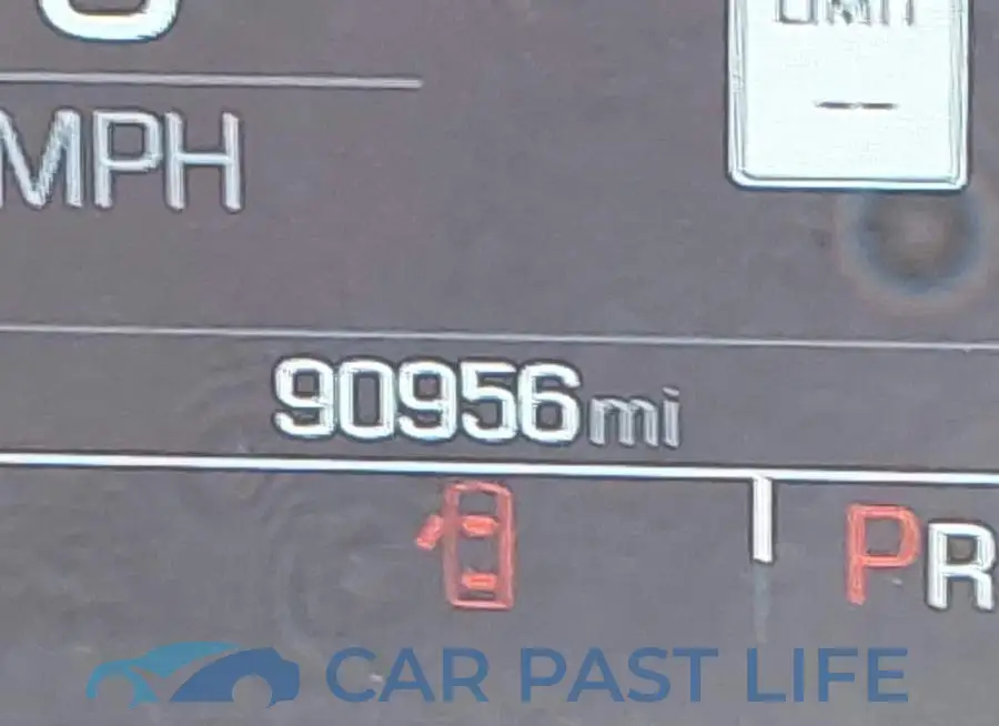 1GNEVHKW9KJ293389# 15