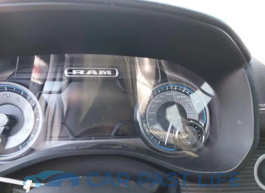 1C6SRFPT1LN369871# 15