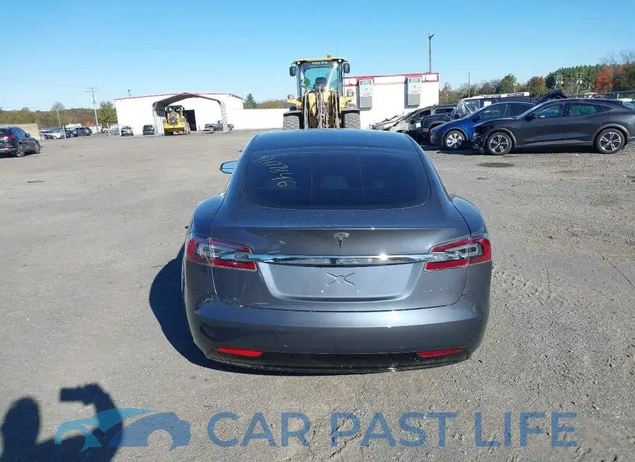 5YJSA1E20LF399729# 17