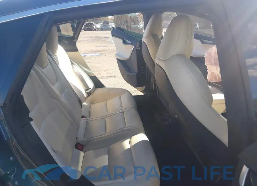 5YJSA1E20LF399729# 8