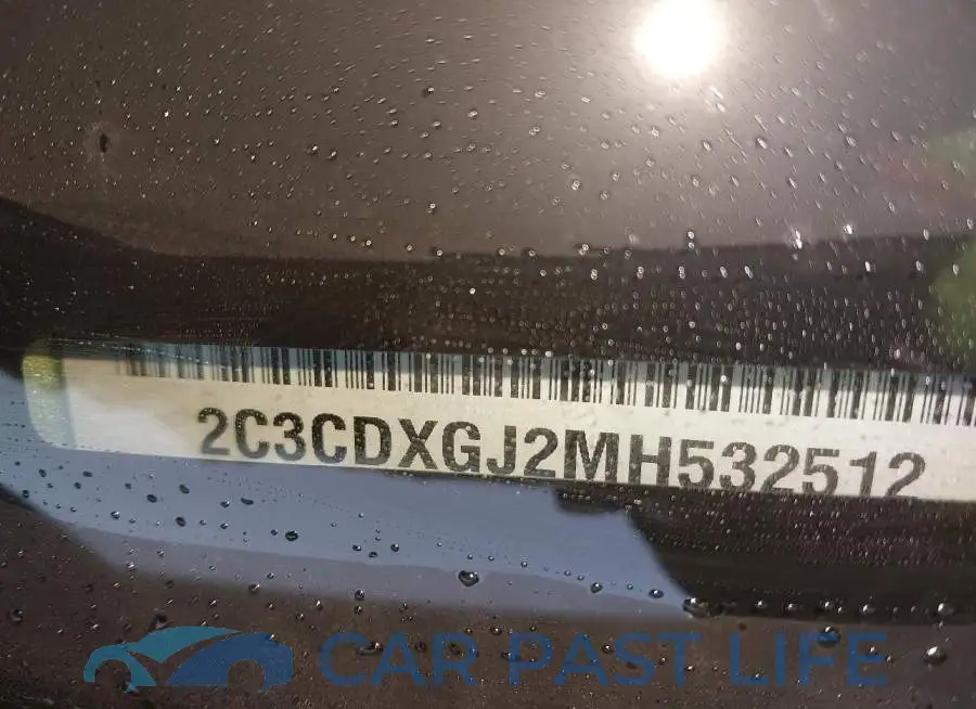 2C3CDXGJ2MH532512# 9