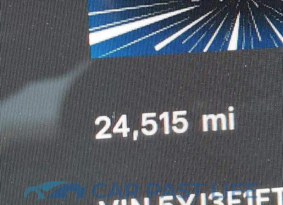 5YJ3E1ET3RF822720# 15