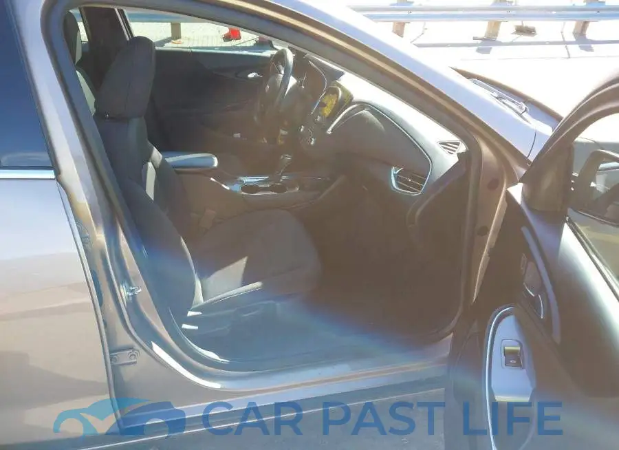 1G1ZD5ST3JF126392# 5