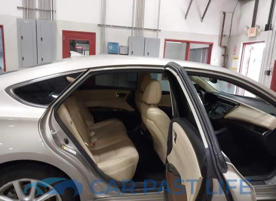 4T1BK1EB5FU166532# 8