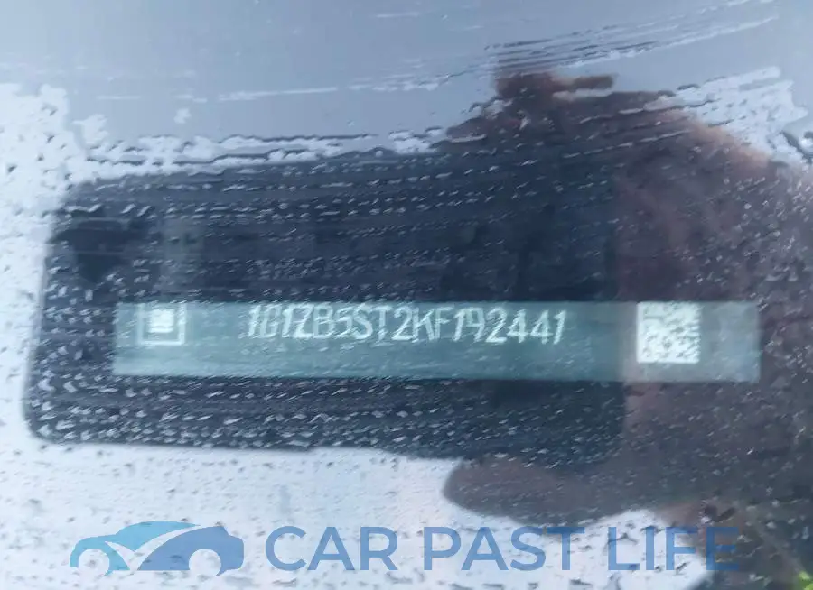 1G1ZB5ST2KF192441# 9