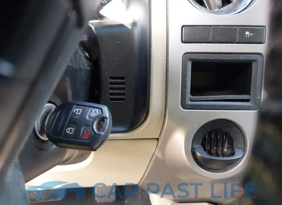 1FMJU1HT2FEF46559# 11