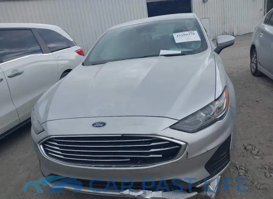 3FA6P0LU8KR179966# 12