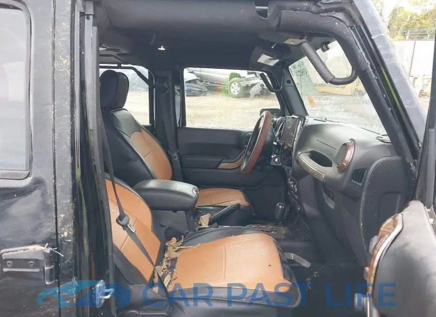 1C4BJWDG4JL823580# 5