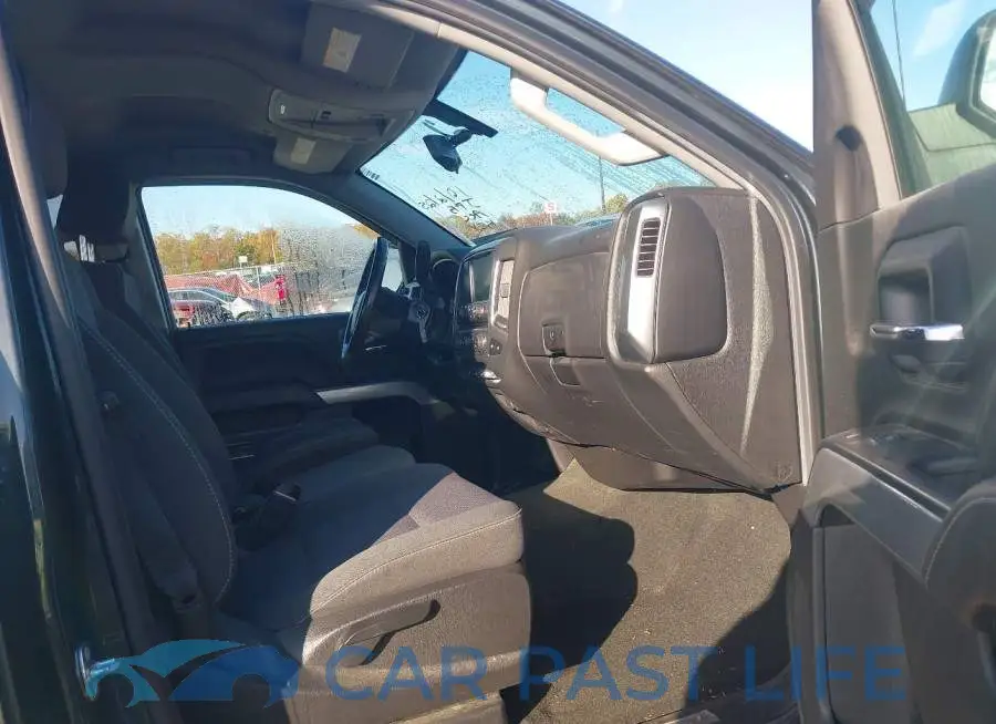 2GCVKREC3J1101742# 5