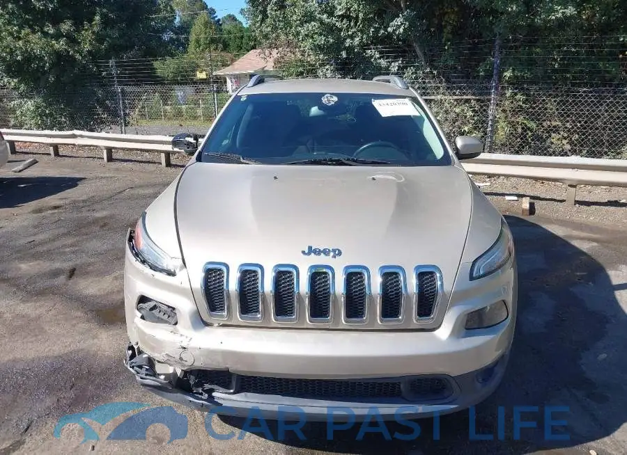 1C4PJLCB7FW611434# 12