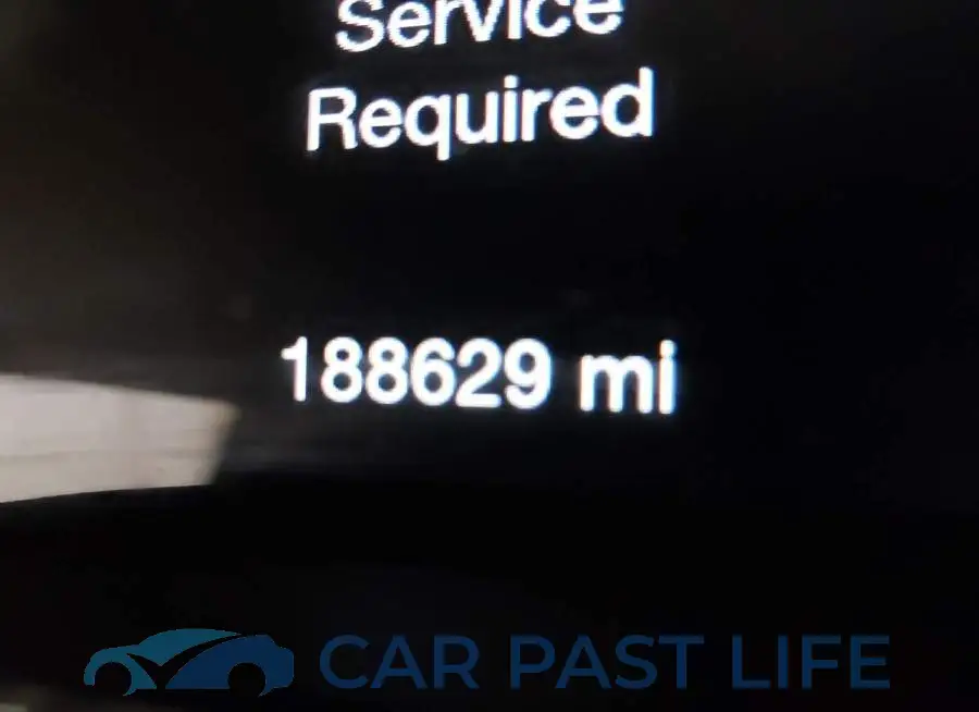 1C4RJFJG9JC508650# 15