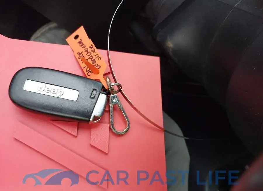 1C4RJFAG3LC312609# 11