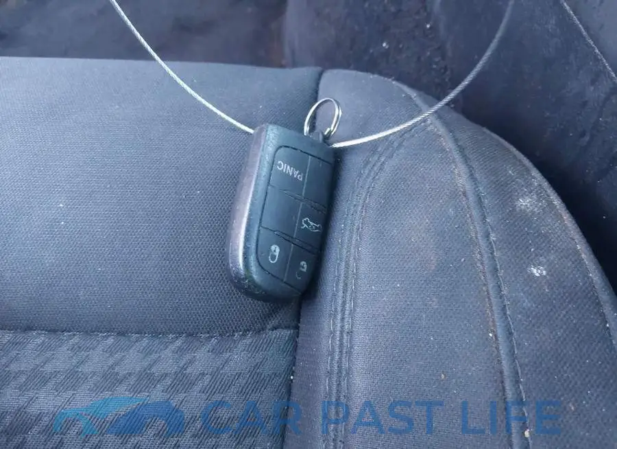 2C3CDZAG1GH316292# 11