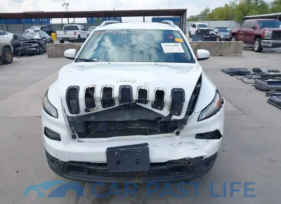 1C4PJMCS4FW627077# 12