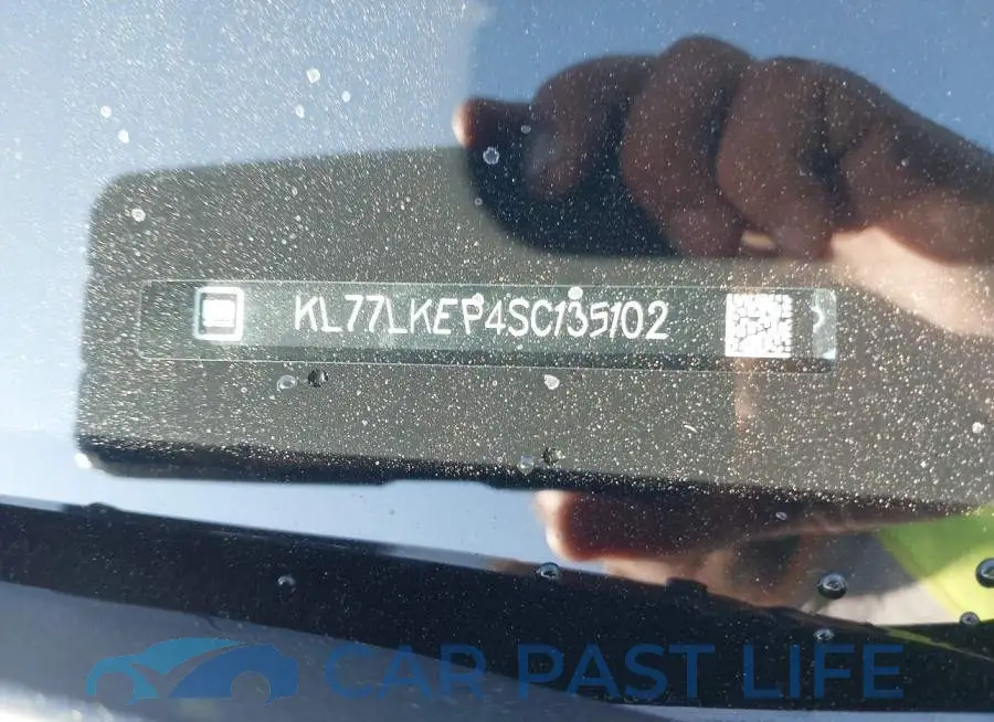 KL77LKEP4SC135102# 9