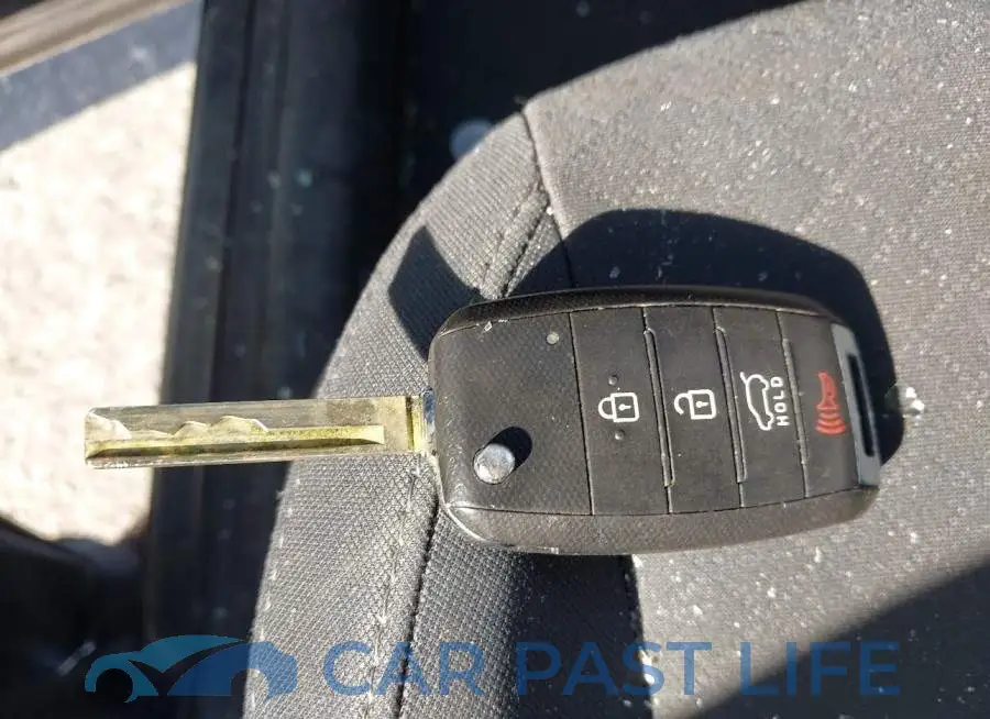 5XYPG4A58KG495315# 11