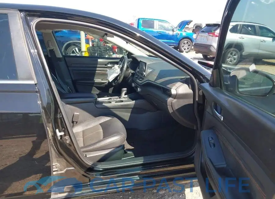 1N4BL4CV9KC161727# 5