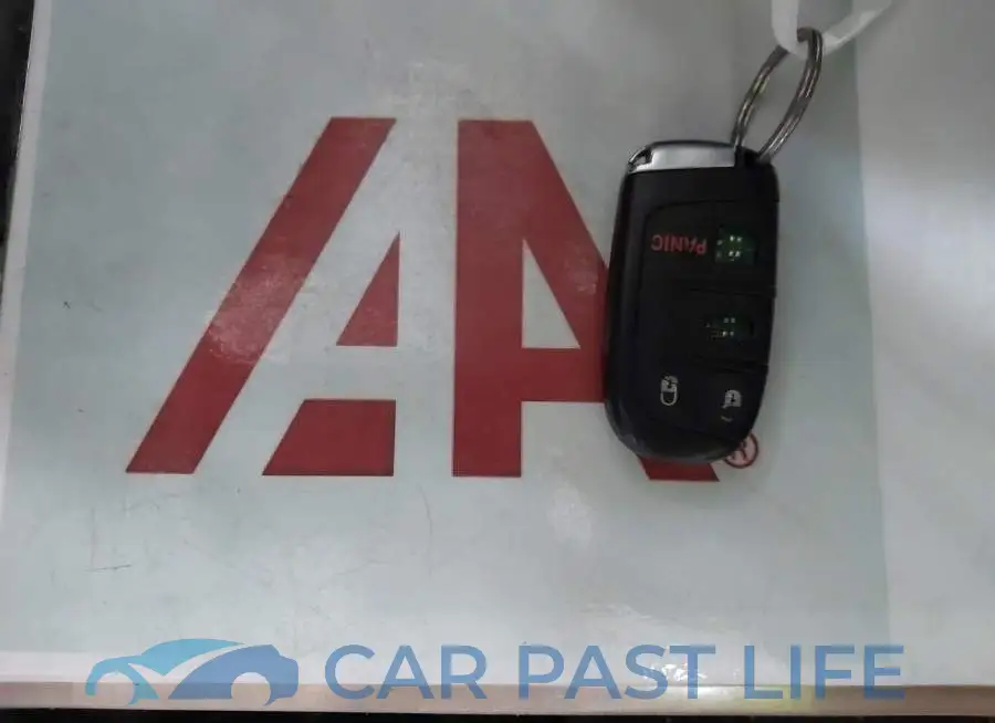 3C4PDCBG7FT682286# 11