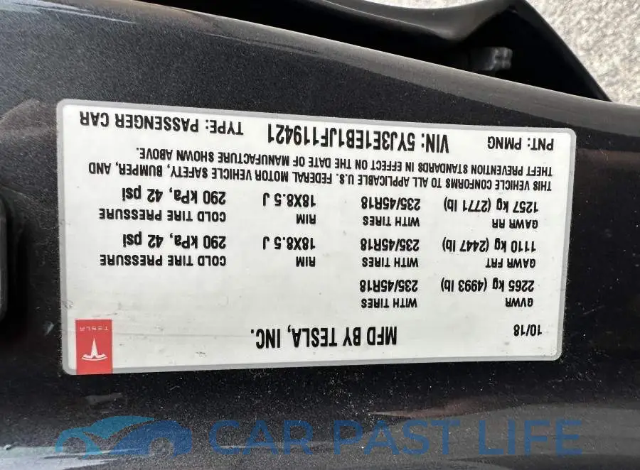 5YJ3E1EB1JF119421# 8