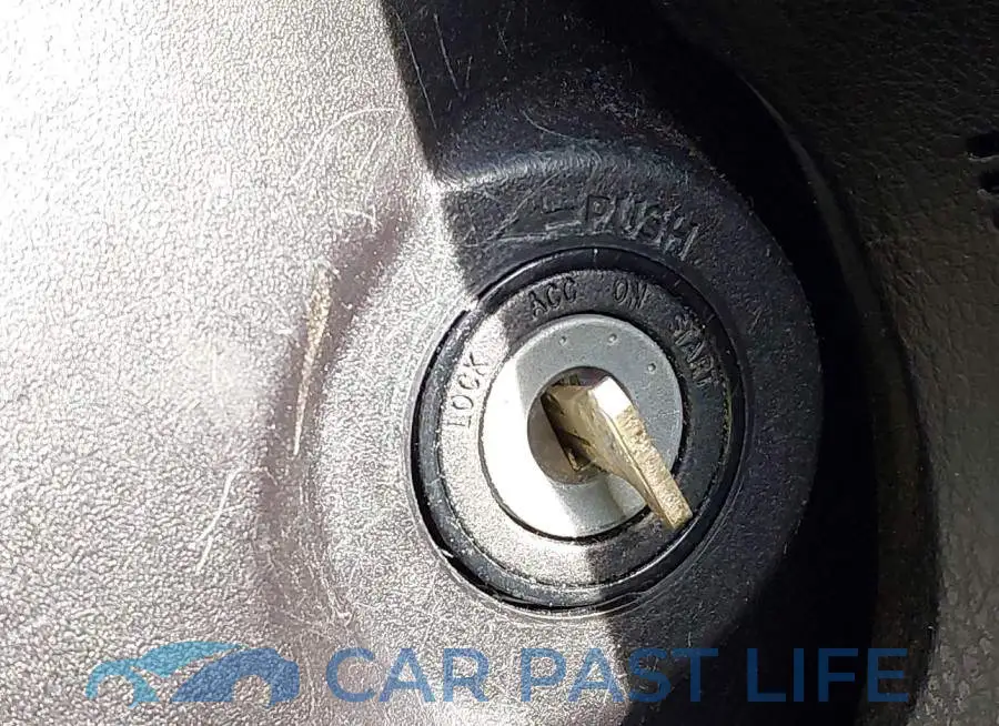 2T1BURHE9FC277990# 11