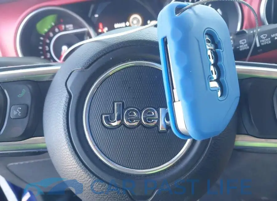 1C4HJXFG0JW265626# 11