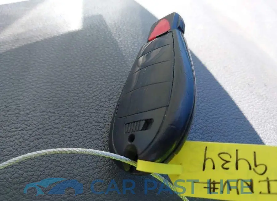1C6RR7LM5FS744699# 11
