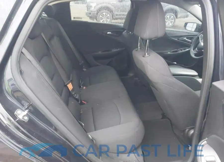 1G1ZD5ST3NF171743# 8