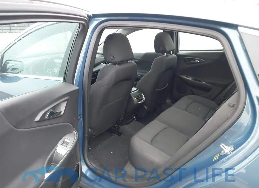 1G1ZD5ST7RF205110# 8