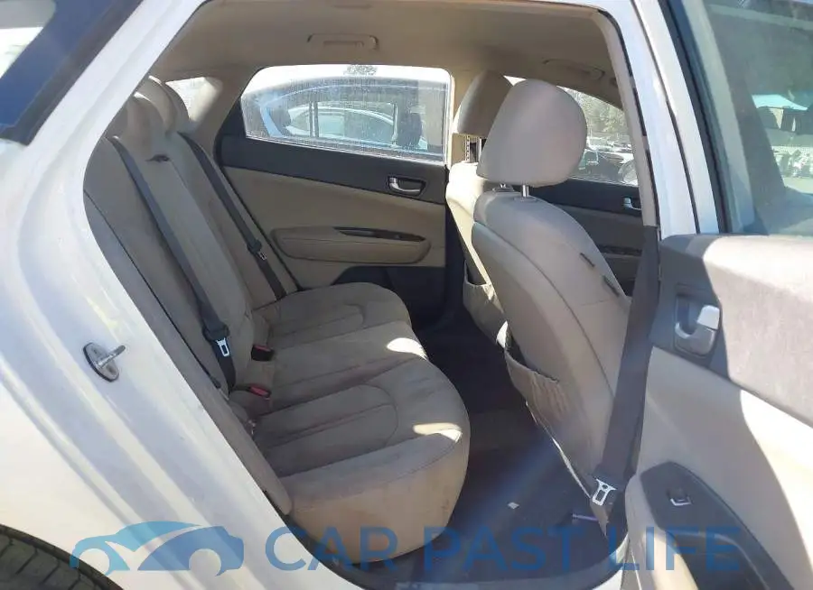 KNAGT4L38G5087496# 8