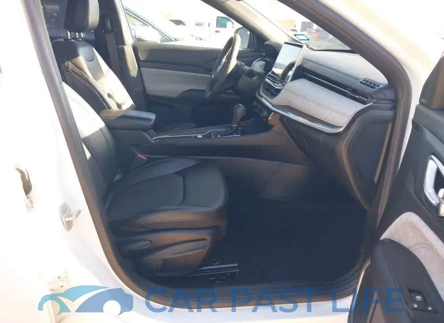 3C4NJDBN8RT109650# 5